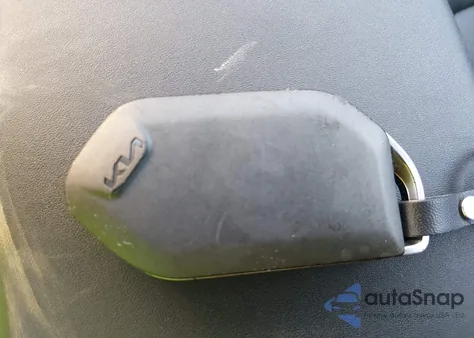 2025 Kia K4 Gt-Line Turbo z USA, uszkodzony, nr VIN 3KPFW4DC6SE112090